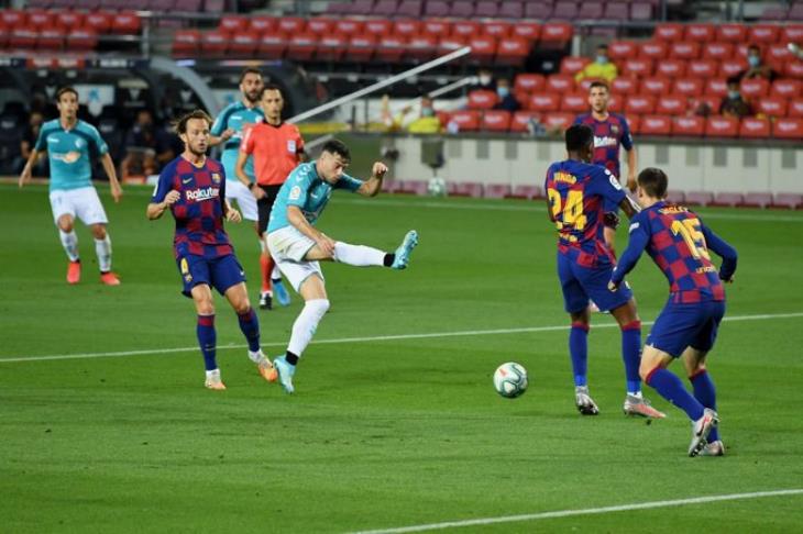 برشلونة وأوساسونا